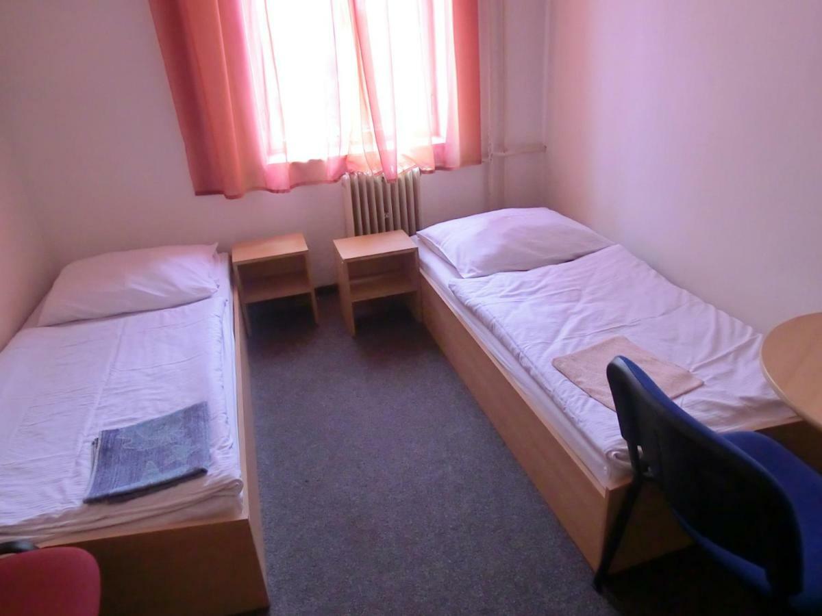 Milano Hostel มาเรียอานซเกลาซนี ภายนอก รูปภาพ