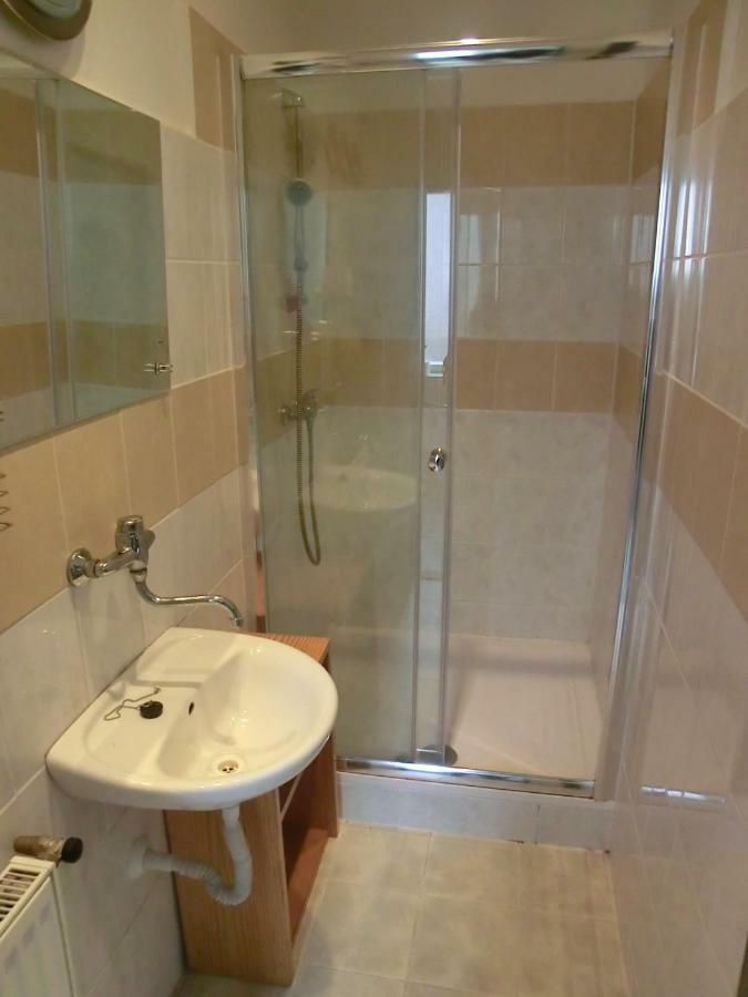 Milano Hostel มาเรียอานซเกลาซนี ภายนอก รูปภาพ
