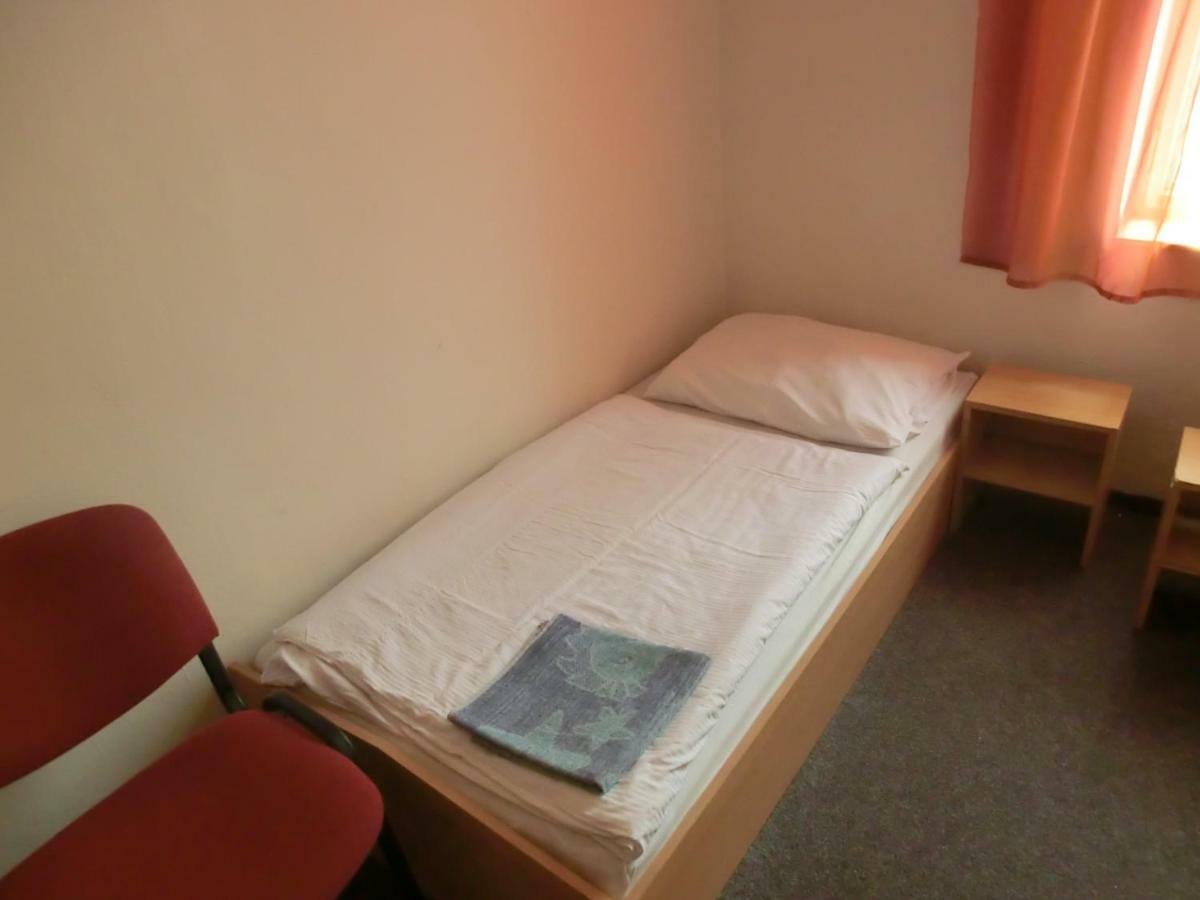 Milano Hostel มาเรียอานซเกลาซนี ภายนอก รูปภาพ